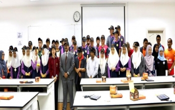 Student Solar Ambassdor Workshop at Yayasan Sultan Haji Hassanal Bolkiah Secondary School organised by High Commission of India, Brunei Darussalam in partnership with KEMUDA Institute